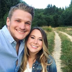 Meet your Posher, Savannah